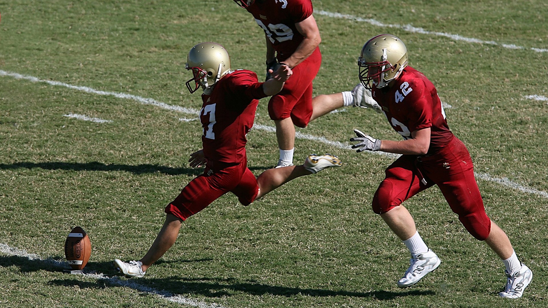 世界杯技术分析：如何应对高空球威胁？